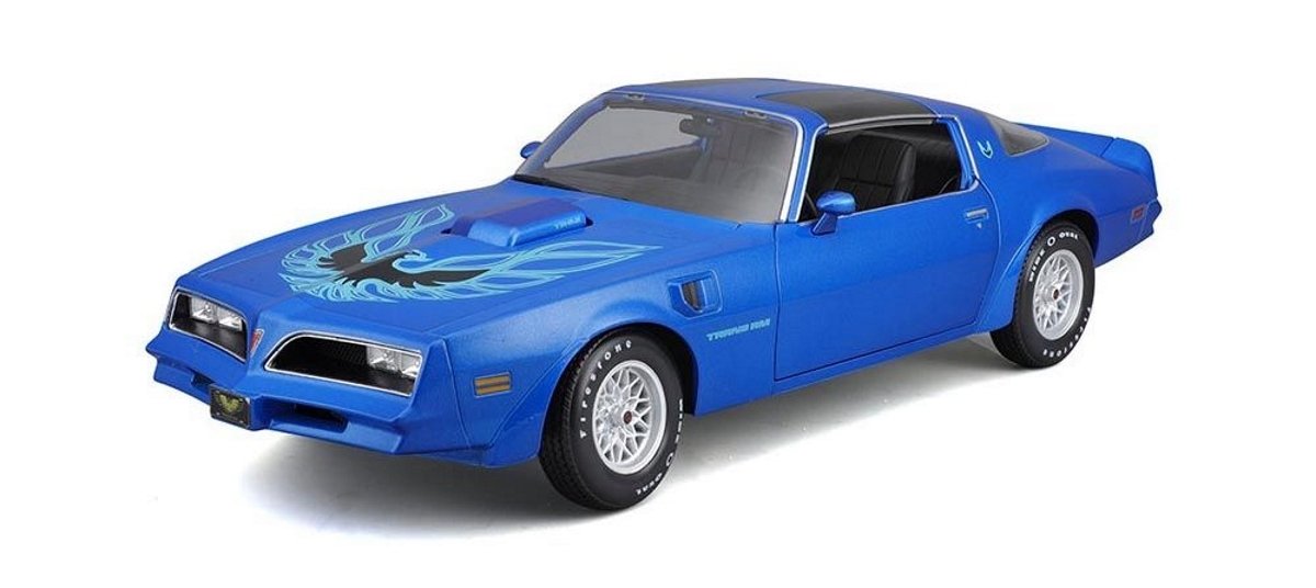 1/18 Maisto Pontiac Firebird Trans Am Black with Gold trim