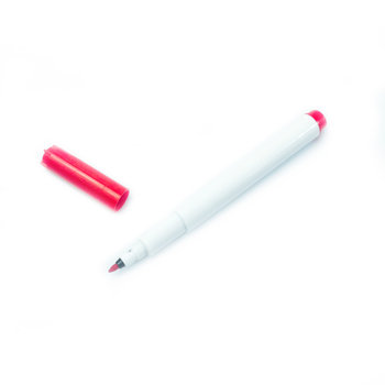Marker Suchościeralny Super Cienki – Czerwony P411