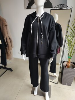 Masełkowy dres oversize z kapturem - czarny One size - Inna marka