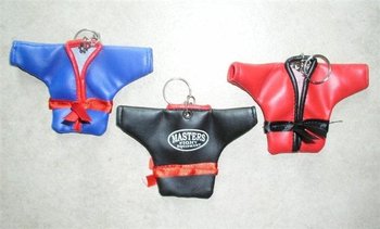 Masters Fight Equipment, Brelok, Mini Kimona - KIMI, czarno-czerwony - Masters Fight Equipment