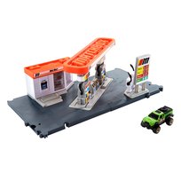 Matchbox, Prawdziwe przygody, stacja benzynowa