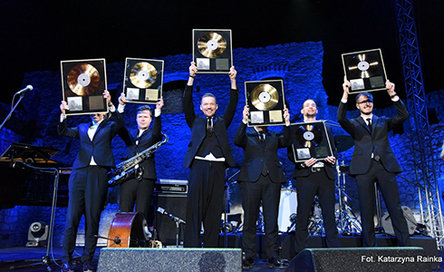 WOJTEK MAZOLEWSKI QUINTET