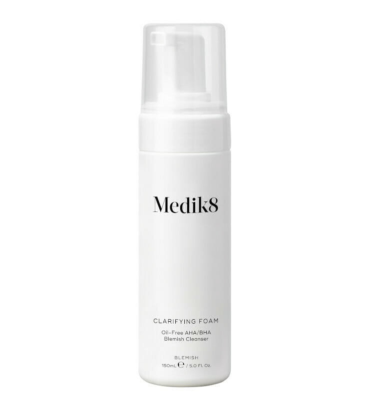 Medik8 Clarifying Foam, Bezolejowa pianka oczyszczająca z kwasami AHA i BHA, 150ml