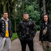 Między prawdą a Bogiem Małach, Nizioł, Hinol Polska Wersja, Szwed SWD
