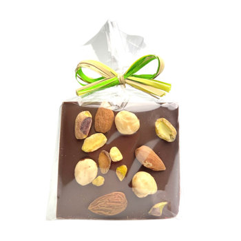 Mini czekolada ciemna z orzechami- intensywnie kakaowa, aksamitna,potrafi zdziałać cuda, idealna na prezent dla najbliższych osób, znajomych, 30g - Cup&You
