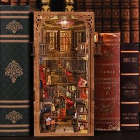 Miniaturowy domek Book Nook - Biblioteka Narodowa*