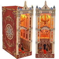 Miniaturowy domek Book Nook - Gotycka katedra