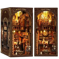Miniaturowy domek Book Nook - Królewski krawiec HABARRI