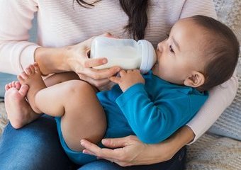 Mleko modyfikowane i specjalistyczne dla dzieci z alergią pokarmową lub nietolerancją laktozy