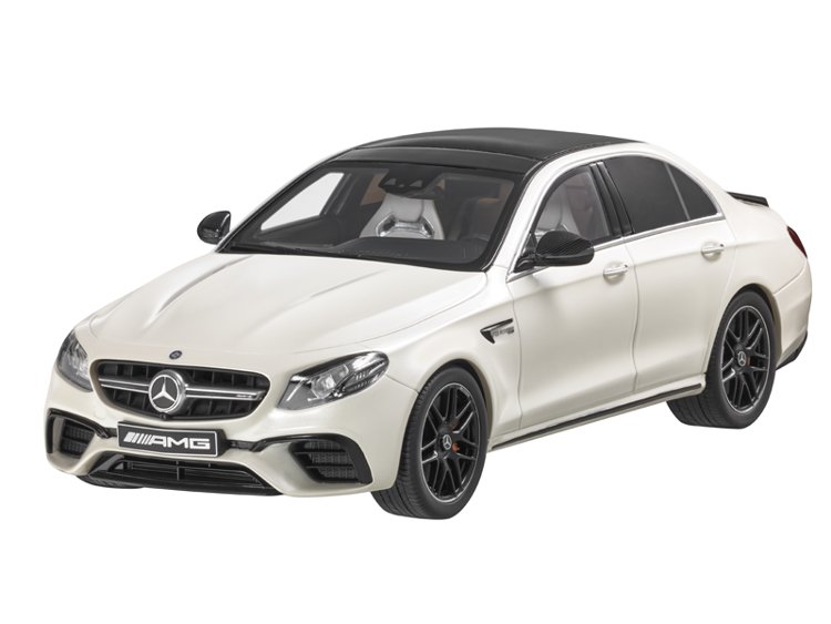 Mercedes-Benz AMG E63 セダン ミニカー1/18 MODEL 1:18 AMG E63 - Mercedes | Sklep EMPIK.COM