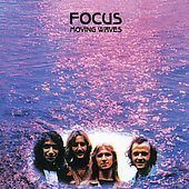 Moving Waves Focus