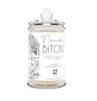 Mystiq Flare – NAMASTE BITCHES – Don’t F*ck With My Energy | Naturalna świeca sojowa z ilustracją secesyjną