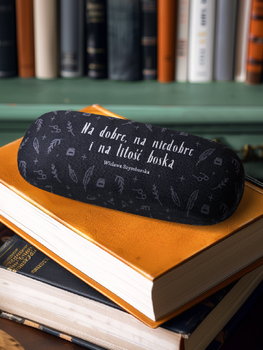 NA DOBRE, NA NIEDOBRE I NA LITOŚĆ BOSKĄ  / Wisława Szymborska / etui na okulary - Nadwyraz.com