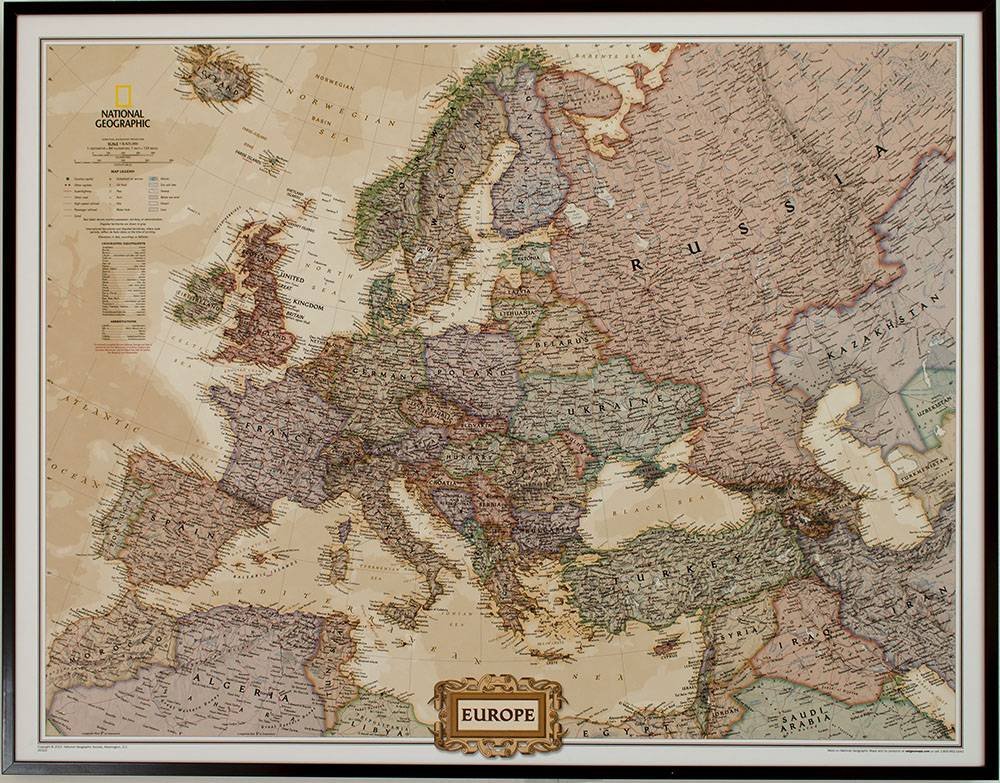 Фото - Настільна гра National Geographic , mapa ścienna polityczna Europa Executive, 1:8 425 000 