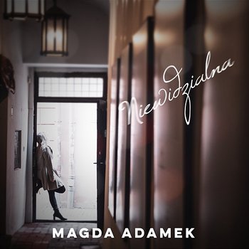 Niewidzialna - Magda Adamek