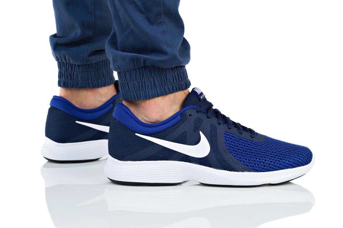 nike revolution 4 42