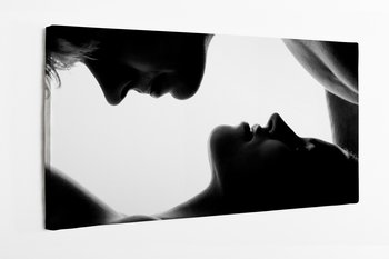 Obraz na płótnie HOMEPRINT, pocałunek pary, czarno - biały, kobieta, mężczyzna 125x50 cm - HOMEPRINT