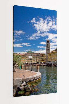 Obraz na płótnie HOMEPRINT, Riva del Garda, promenada, jezioro Garda, dzwonnica, port, Włochy 50x100 cm - HOMEPRINT