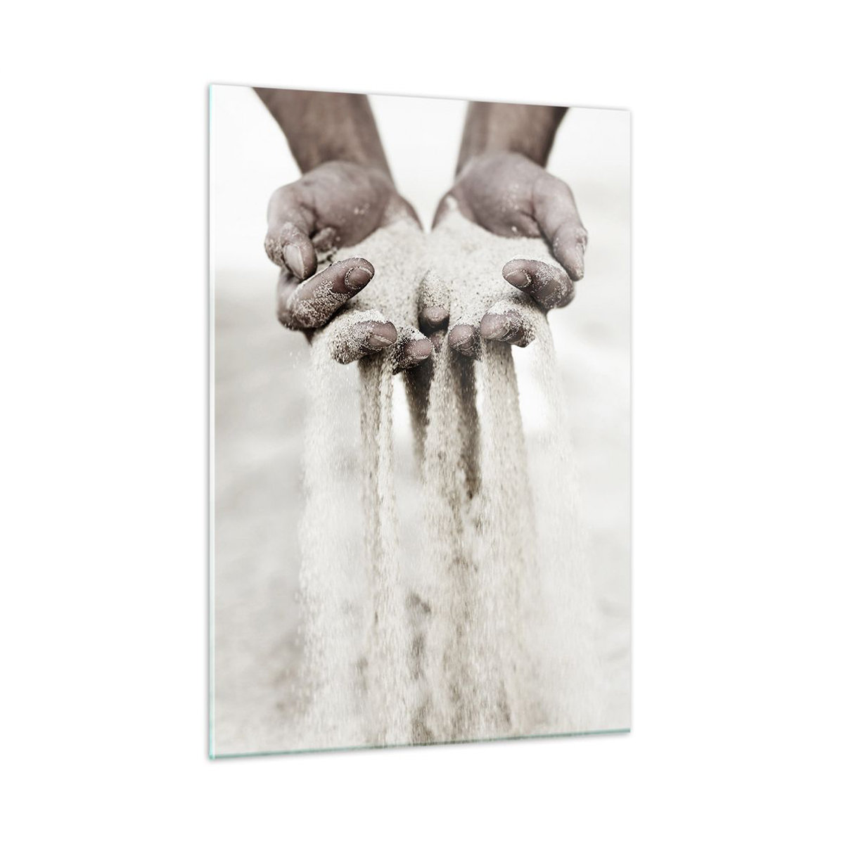 Obraz Na Szkle Tymi R koma 50x70cm Piasek R ce Jasny obraz-na-szkle-tymi-r-koma-50x70cm-piasek-r-ce-jasny