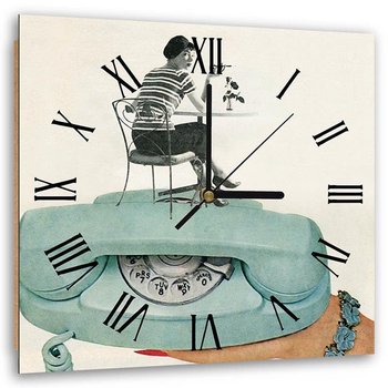 Obraz z zegarem, Kolaż surrealizm dłoń trzymająca telefon kobieta przy stoliku - 60x60 - Feeby