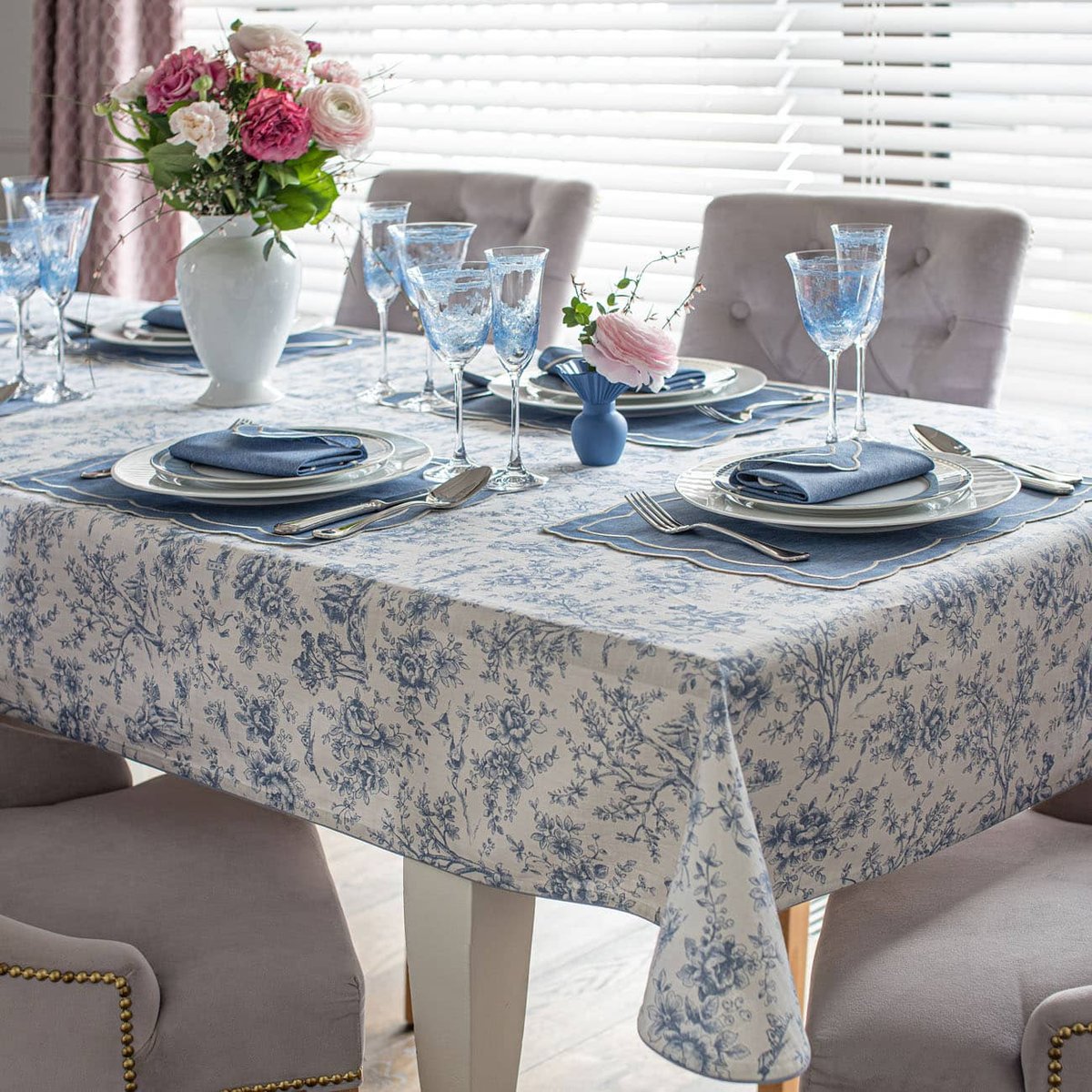 Obrus w stylu francuskim Toile de Jouy Blue – 140 × 250 cm - Inna marka ...