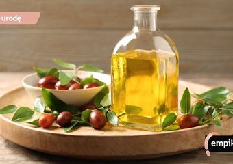 Olej jojoba – efekty stosowania olejku jojoba na twarz i włosy