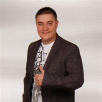 Ona ma to coś (Strzał w dziesiątkę) Mavers