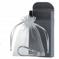 Opakowanie na prezent pudełeczko kartonik woreczek szyfonowy karabińczyk