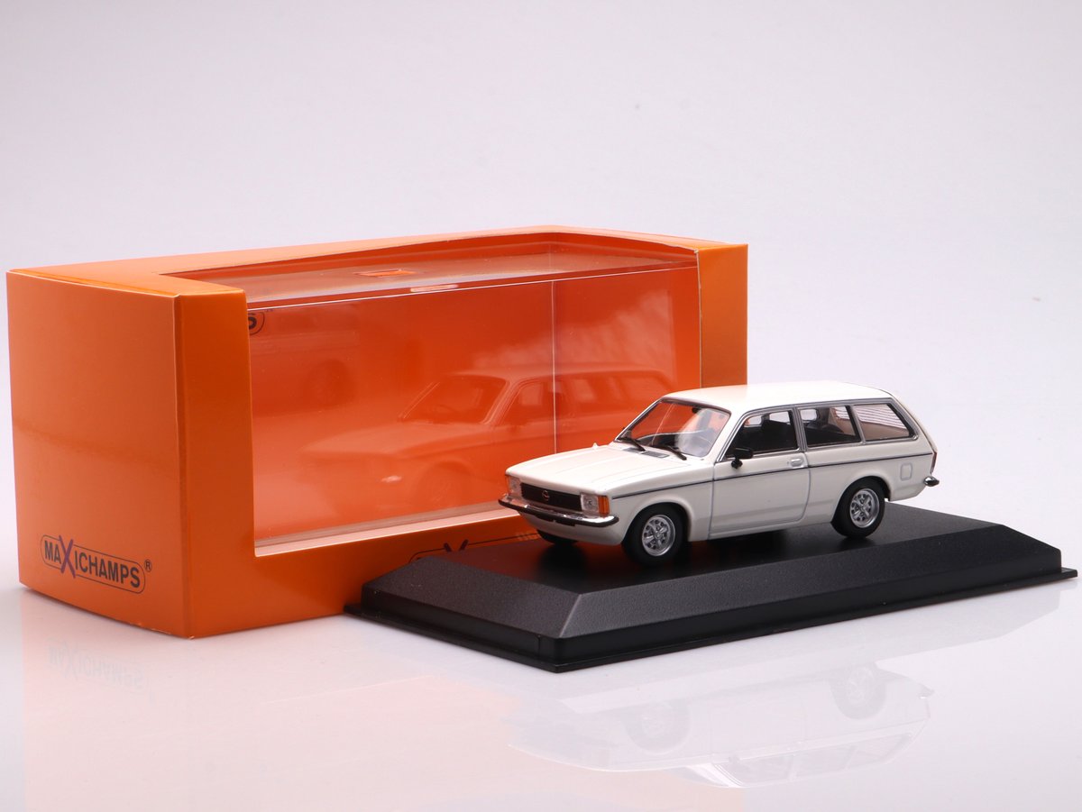 Opel Kadett C Caravan (Minichamps) 1:43