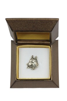 Owczarek niemiecki, Alsatian - broszka z psem w pudełku prezentowym, elegancki pin, wpinka do klapy marynarki marki Art-Dog - Art-Dog