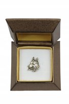 Owczarek Niemiecki posrebrzany pin w pudełku