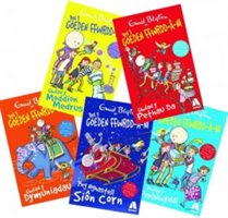 Pecyn Cyfres Byd y Goeden Ffwrdd a Ni - Blyton Enid