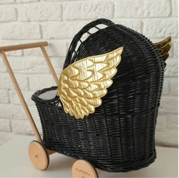 Personalizowany Czarny Wiklinowy Wózek Dla Lalek Ze Złotymi Skrzydłami, Pchacz + Pościel Balony / Royal Baby Room - Royal Baby Room
