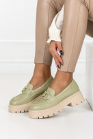 Pistacjowe mokasyny skórzane na platformie z łańcuchem PRODUKT POLSKI Casu 20127-41