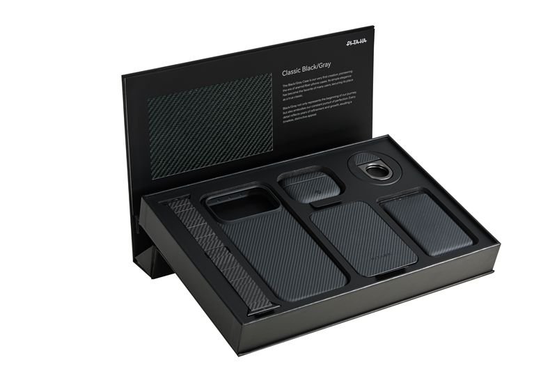 Pitaka Box PITAKA GIFT BOX-CLASSIC BLACK COLLECTION - IPHONE 17 PRO - Pitaka ...