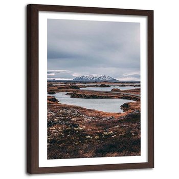 Plakat w ramie brązowej Feeby, Ośnieżona samotna góra 50x70 cm - Feeby