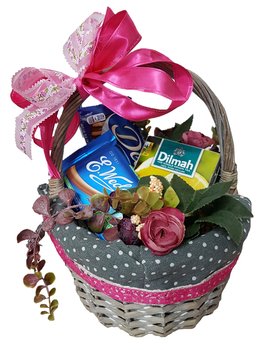 Poczta Upominkowa;kosz prezentowy Herbatka z Pysznościami