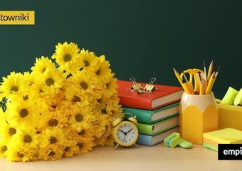 Podziękowania dla nauczyciela – jak napisać? 30 pomysłów na cytaty, życzenia i dedykacje