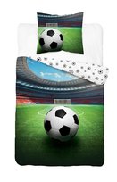 Pościel bawełniana młodzieżowa 140x200 - 5697 A - zielona stadion piłkarski z dużą piłką nożną - Cotton Junior Collection