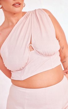 Prettylittlething Plus Size Top z Lnem 44 M6t - Prettylittlething