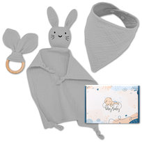 Prezent dla niemowlaka – chłopca i dziewczynki – Zestaw muślinowy Newborn: przytulanka, śliniaczek i gryzak – upominek na narodziny, baby shower i wyprawkę dla noworodka 