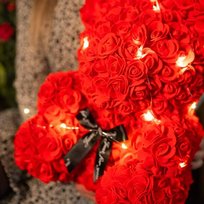 prezent upominek miś z róż mersi biżuteria walentynki dzień babci