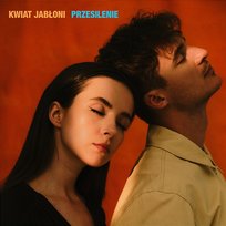 PRZESILENIE Kwiat Jabłoni