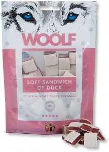 Przysmak dla psa WOOLF Przysmak Soft Sandwich of Duck 100g - WOOLF