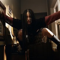 PSYCHO Sara James