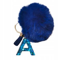 Puszysty breloczek z literą A - hit sezonu