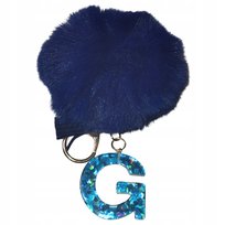 Puszysty breloczek z literą G - hit sezonu