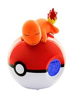 Radio Despertador Luminoso Pokemon: Charmander sobre Pokeball 16cm