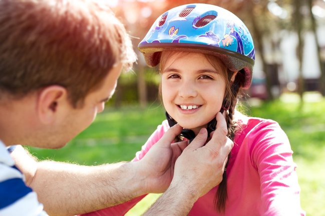 Rower czy hulajnoga – jaki sprzęt wybrać dla dziecka?