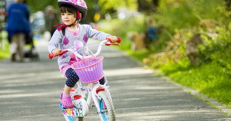 Rowerki – jaki rodzaj wybrać dla dziecka?